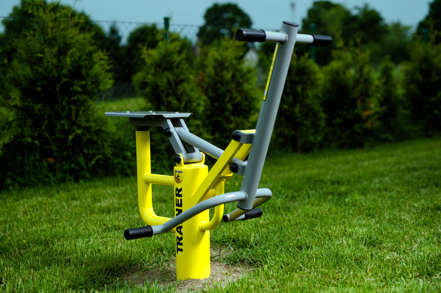 Outdoor Fitnessgeräte für den Garten TRAINER